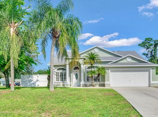 1900 SW Logwood Rd, Port Saint Lucie, FL 34953