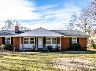221 Baynes Rd, Waynesboro, VA 22980