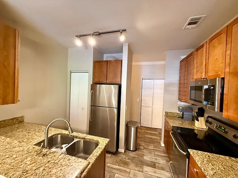 2171 Portofino Pl #2714 — Photo 9
