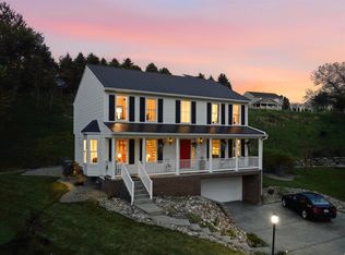 216 Lori Rd, Gibsonia, PA 15044
