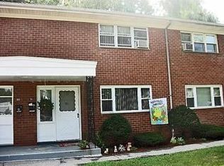 91 Carmine Dr, Wappingers Falls, NY 12590