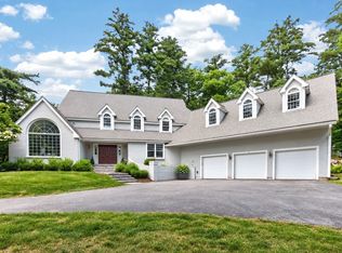 8 Larch Rd, Acton, MA 01720