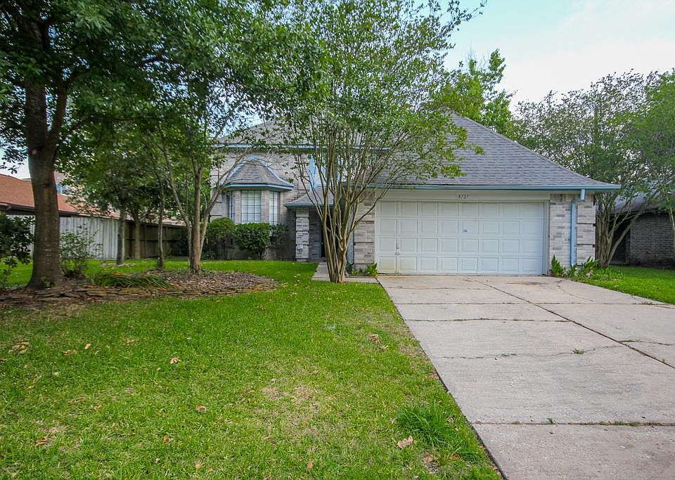 1st image of 8727 Summit Pines Dr