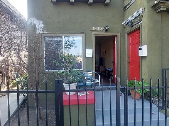 3rd image of 1452 W Sunset Blvd