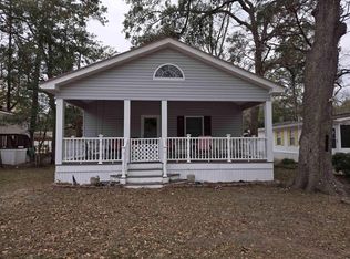 517 Porter Dr, Murrells Inlet, SC 29576