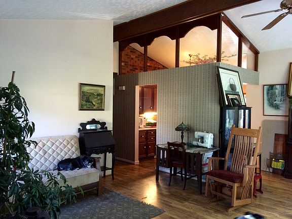 4th image of 313 Forest Hills Dr