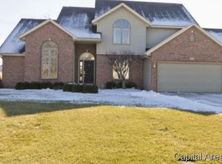 4000 Surry Place Ln, Springfield, IL 62711