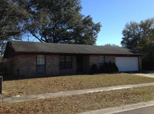 6037 Norse Dr, Jacksonville, FL 32244