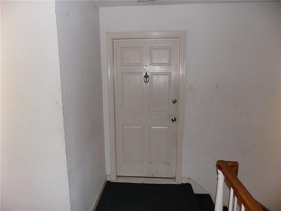 2nd image of 94 Rue Fontaine