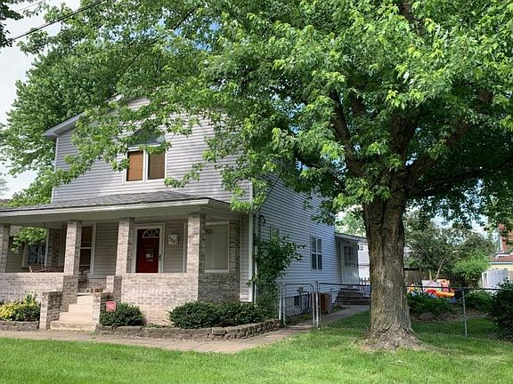 2nd image of 1502 Lawrence Ave