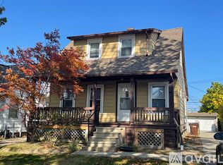4012 Fruitland Dr, Cleveland, OH 44134