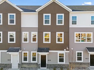 1522 Traverse Ln, West Saint Paul, MN 55118