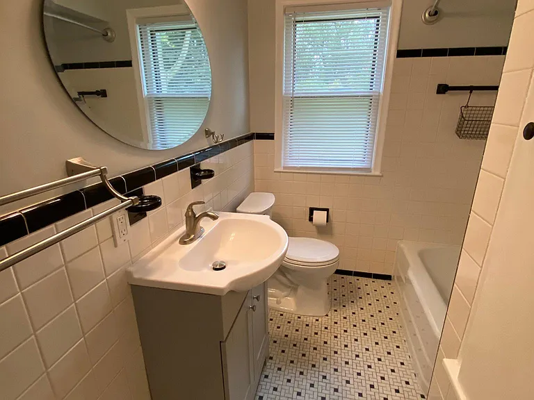 21726 Cedar St — Photo 8