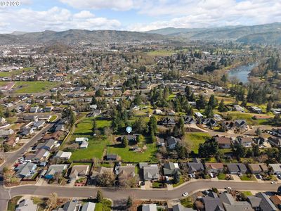 1378 NW Grove St, Roseburg, OR, 97471