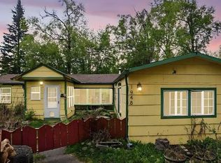 1948 Wildwood Ln, Anchorage, AK 99517