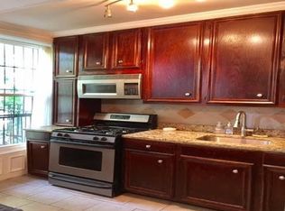 883 Lafayette Ave APT 3, Brooklyn, NY 11221