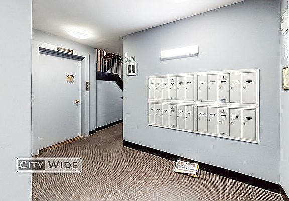5th image of 257 E 61st St APT 2E