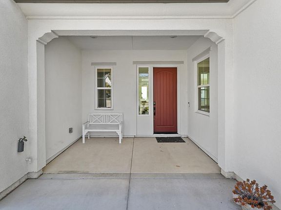 2nd image of 3254 Beatty Dr