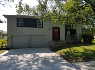 510 S Oak St, Gardner, KS 66030