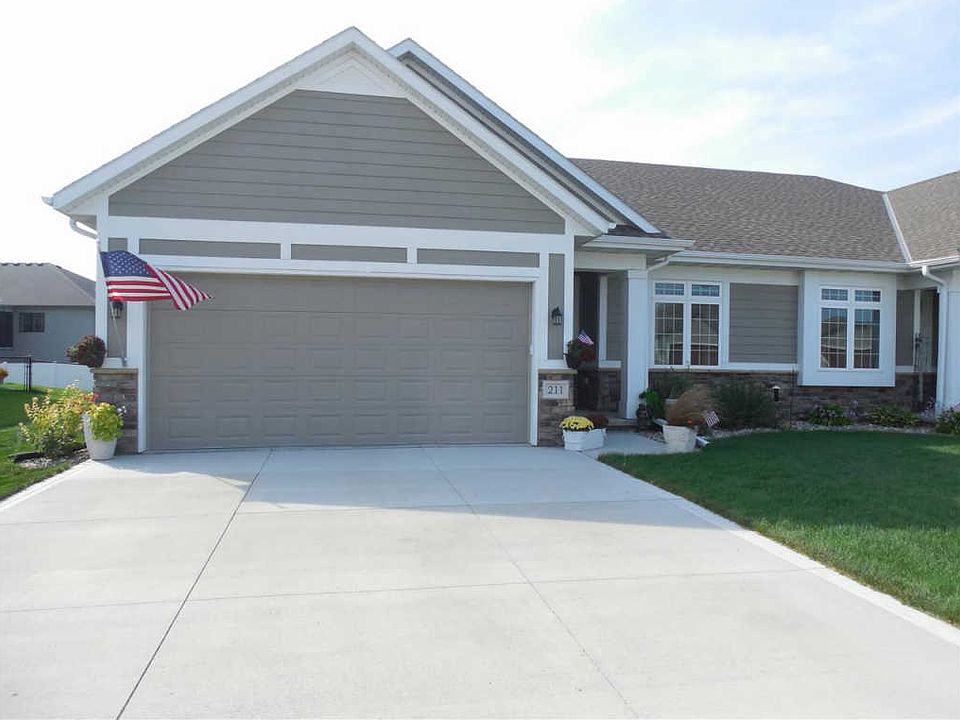 1st image of 211 Delmar Cir