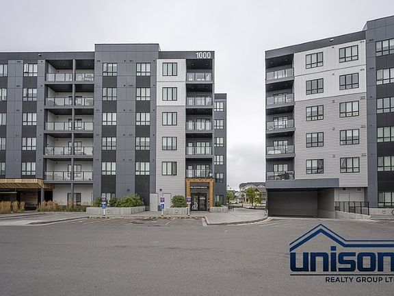 3rd image of 60 Skyview Ranch Rd NE #2618