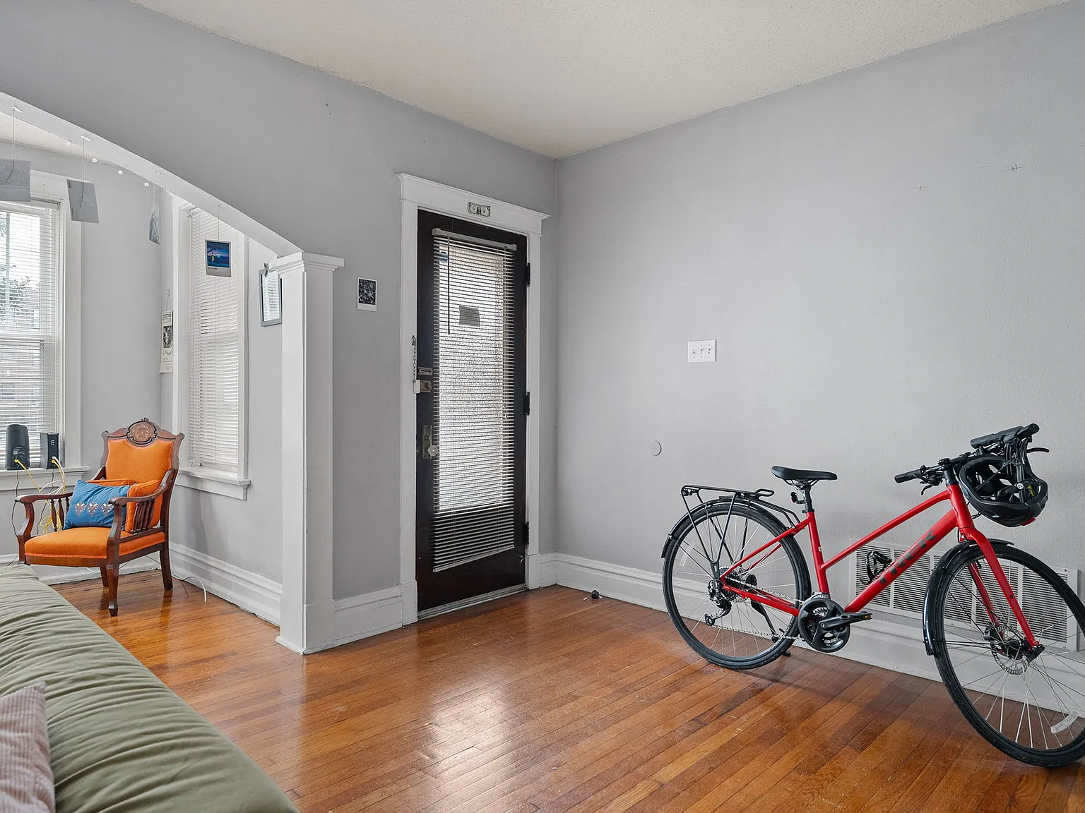 3 bed, 1400 sqft, $2,395 — Photo 3