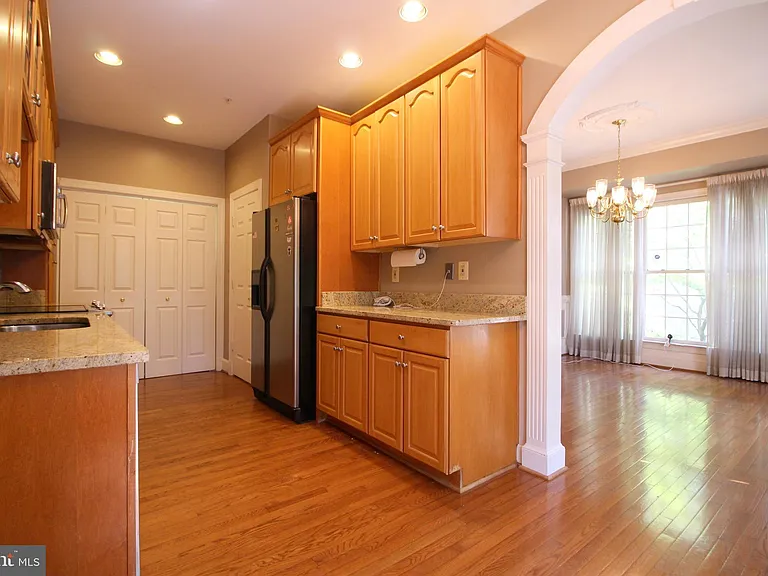 6032 Kelsey Ct — Photo 11