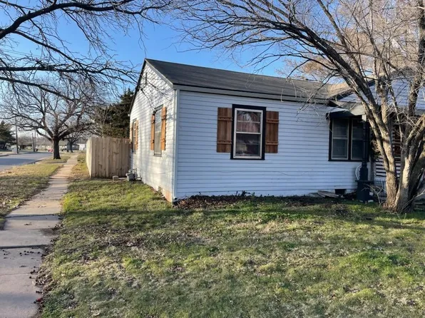 663 S Eastridge St, Wichita, KS 67207