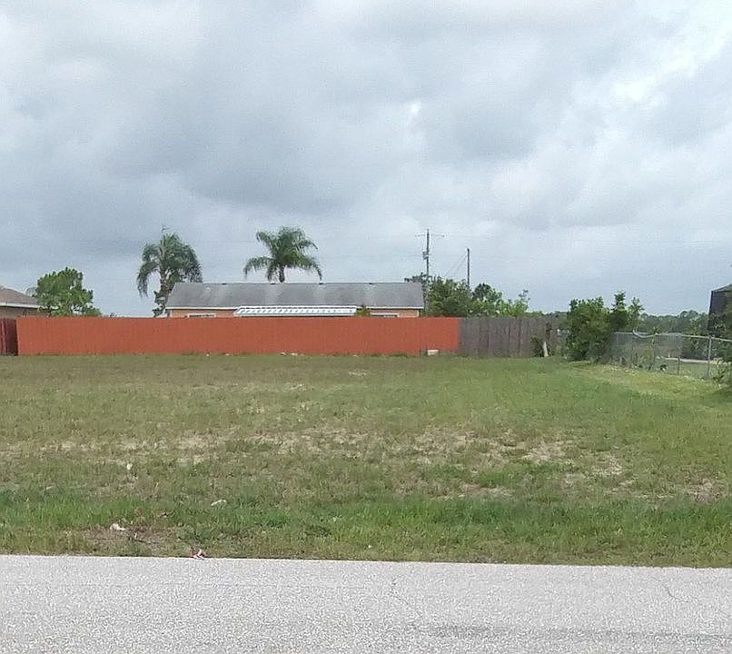 1st image of 2722 NW 8th Pl