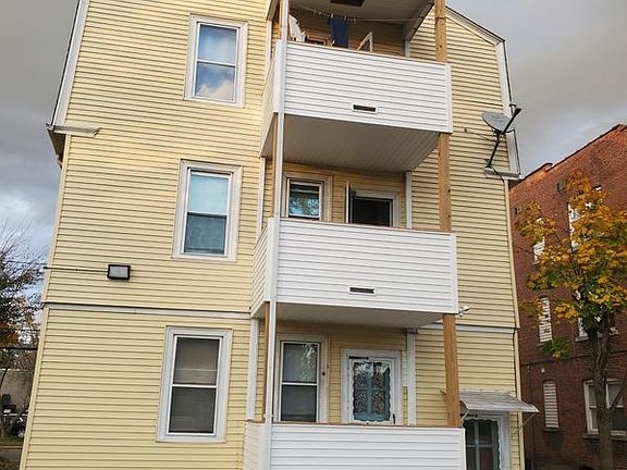 5th image of 35-37 Merrill St #2