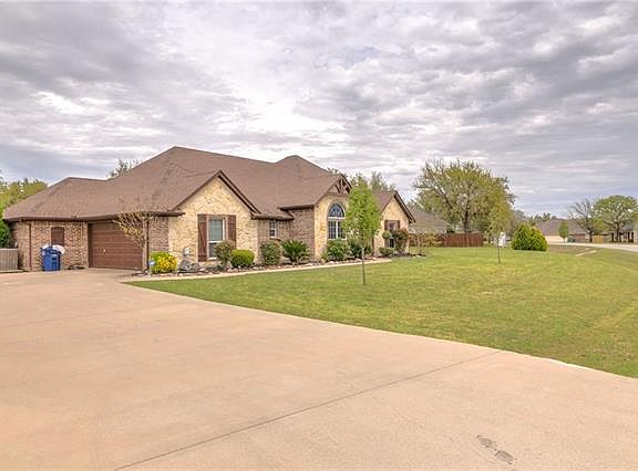 5th image of 4712 Stoney Creek Ct