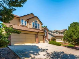 2433 S Oakland Cir, Aurora, CO 80014