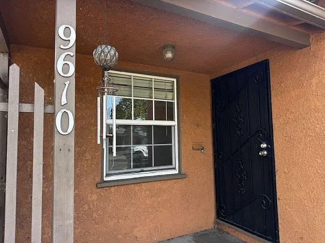 9610 Rosecrans Ave — Photo 19