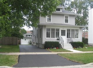 616 Main St, Naperville, IL 60540