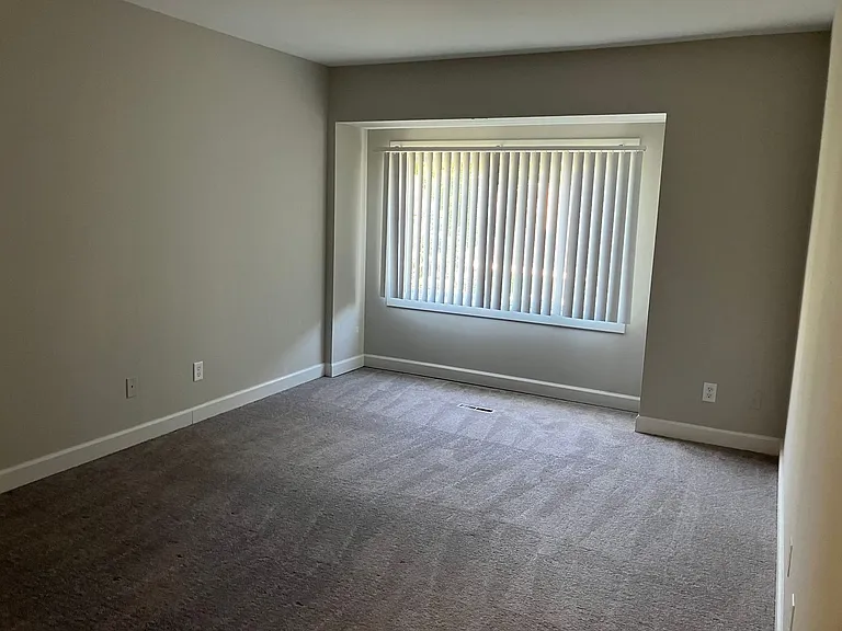 Candlelite Apartments — Photo 156