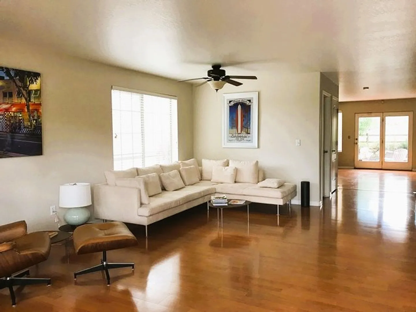 Spacious Trailside Home - 5 Bed - A/C - 2 Car Garage - Fenced Yard — Photo 4