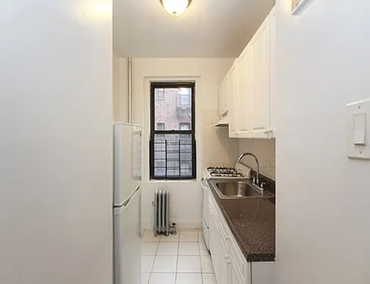 Rented by Living New York | media 2