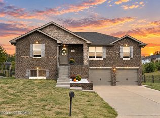 221 Paradigm Dr, Jefferson City, MO 65109
