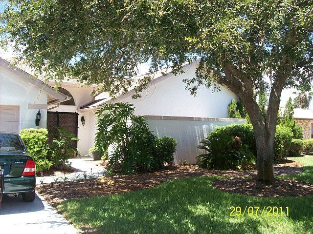 1st image of 29 Cloverdale Ct N