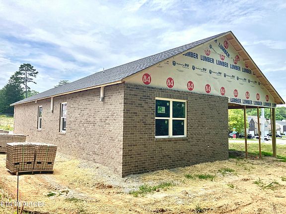 4th image of 7284 Rialto Ln