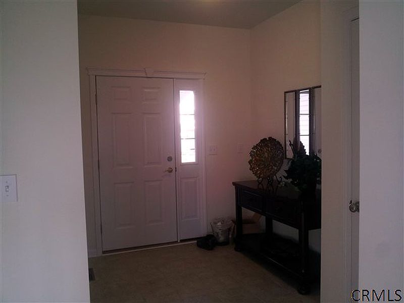 3rd image of 76 LONA Lane