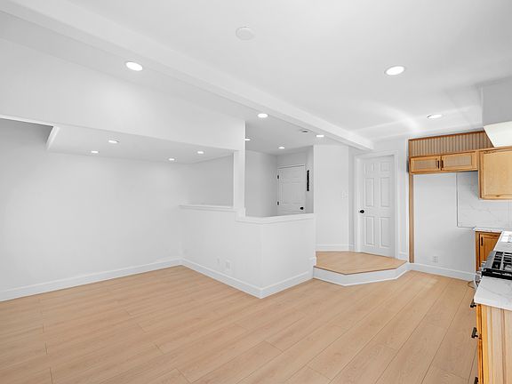 3rd image of 1338 Ruberta Ave #A