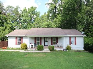 765 W Oak Dr, Cookeville, TN 38501