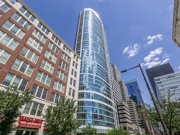 3rd image of 2101 Market St Unit 306