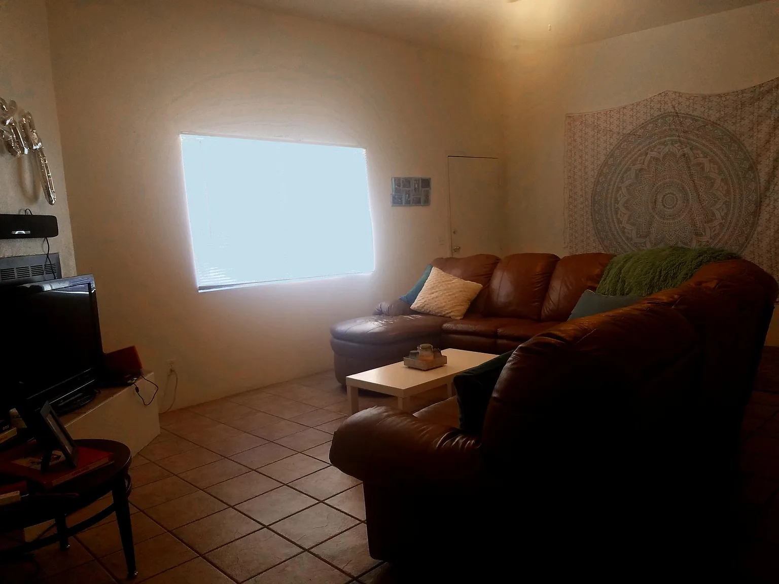 5 bed, 1714 sqft, $3,800 — Photo 2