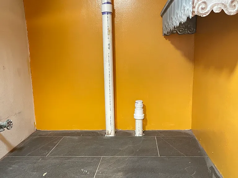 Basement bath hanging utility table
additional w/d connections