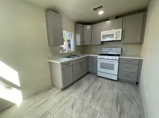 18 Anderson Ave APT 6, Winters, CA 95694