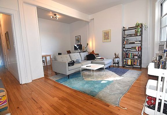 2nd image of 38 Newell St APT 3