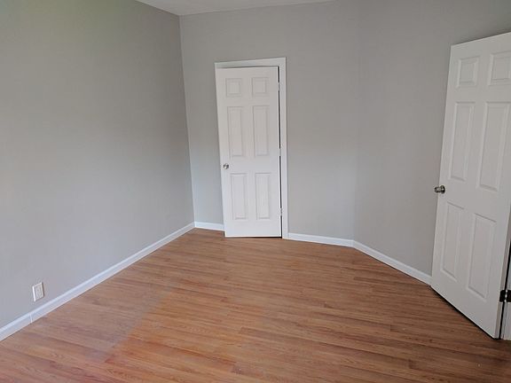 3rd image of 769 Bryant Ave APT 4I