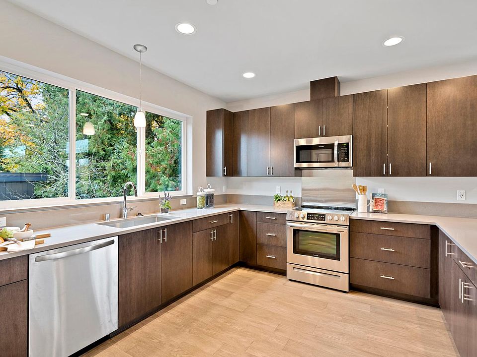1st image of 19848 25th Ave NE